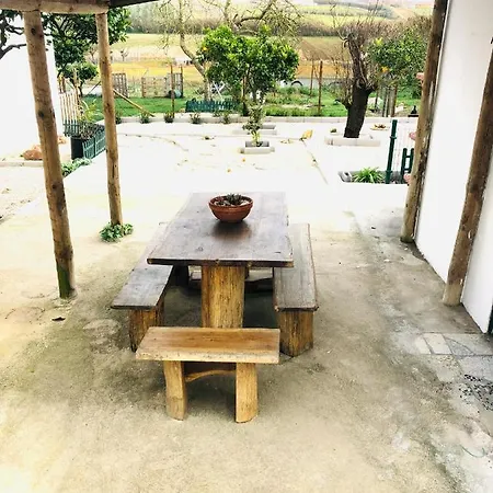 Vakantiehuis Casa Da Varzea-casa Relaxante Com Piscina Partilhada