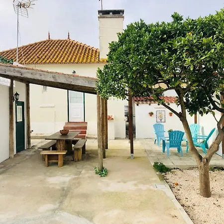 Vakantiehuis Casa Da Varzea-casa Relaxante Com Piscina Partilhada *