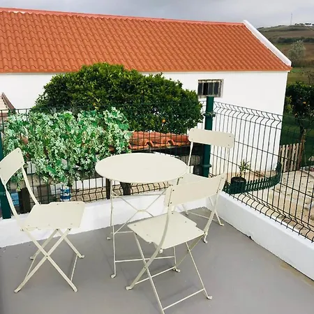 Vakantiehuis Casa Da Varzea-casa Relaxante Com Piscina Partilhada